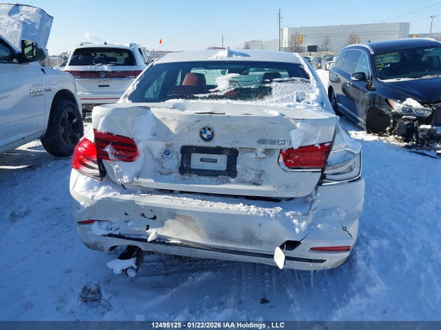 WBA8D9C51HK677588 BMW 330i Xdrive