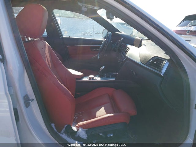 WBA8D9C51HK677588 BMW 330i Xdrive