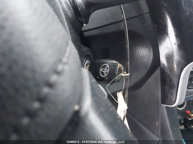 2T1BURHE1JC082040 Toyota COROLLA SE