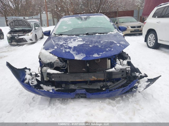 2T1BURHE1JC082040 Toyota COROLLA SE