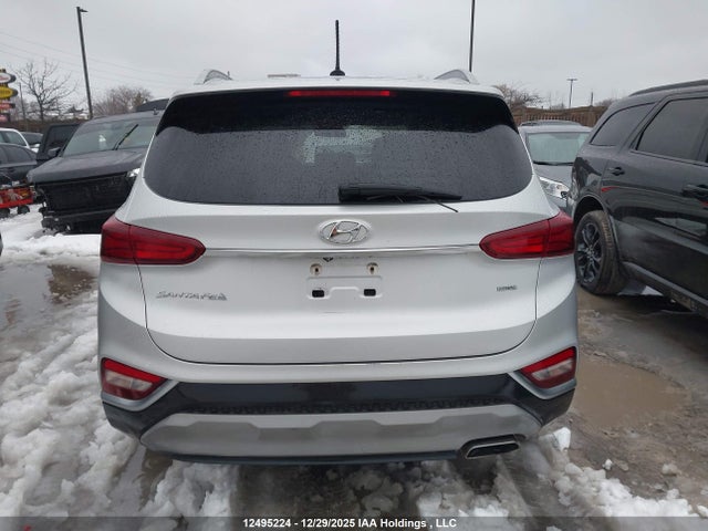 Hyundai Santa Fe Essential 2019 5NMS2CAD5KH124323 Image 17
