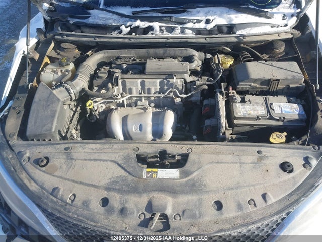 1C3CCCFB3GN189954 Chrysler 200 LX