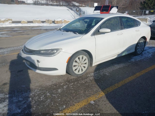 1C3CCCFB3GN189954 Chrysler 200 LX