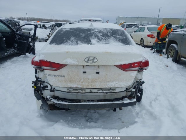KMHD84LF8HU360117 Hyundai ELANTRA GL