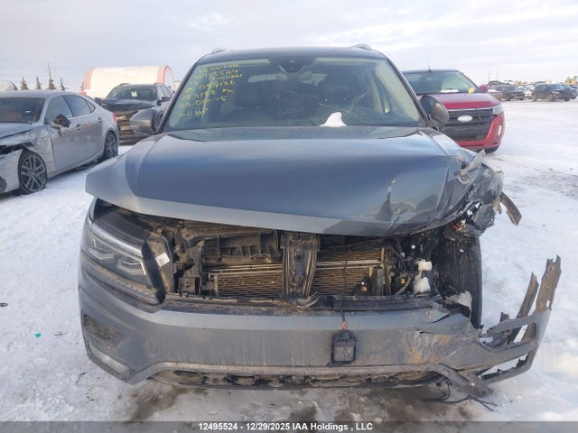 3VV4B7AX6JM097186 Volkswagen Tiguan Sel Premium