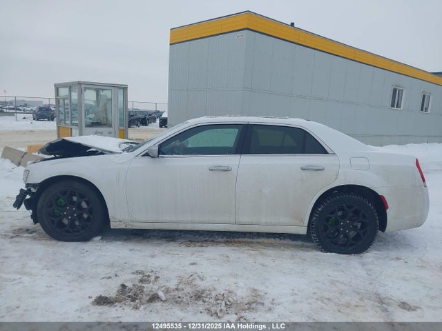 Chrysler 300 C Platinum 2017 2C3CCASG8HH513870 Image 15