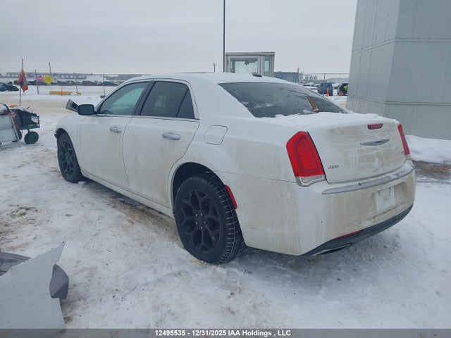 Chrysler 300 C Platinum 2017 2C3CCASG8HH513870 Image 3