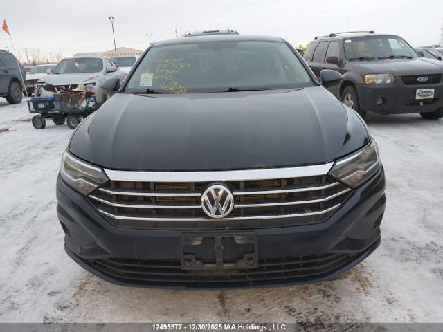 2019 Volkswagen Jetta 1.4 Tsi Highline მანქანა იყიდება აუქციონზე, vin: 3VWE57BU3KM221525, აუქციონის ნომერი: 12495577