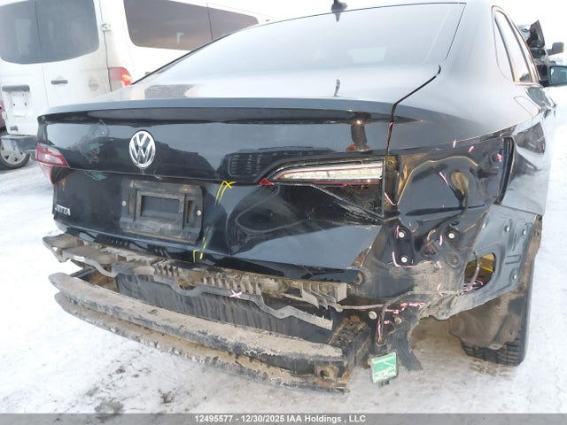 2019 Volkswagen Jetta 1.4 Tsi Highline მანქანა იყიდება აუქციონზე, vin: 3VWE57BU3KM221525, აუქციონის ნომერი: 12495577
