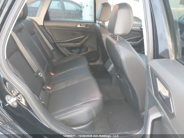 2019 Volkswagen Jetta 1.4 Tsi Highline მანქანა იყიდება აუქციონზე, vin: 3VWE57BU3KM221525, აუქციონის ნომერი: 12495577