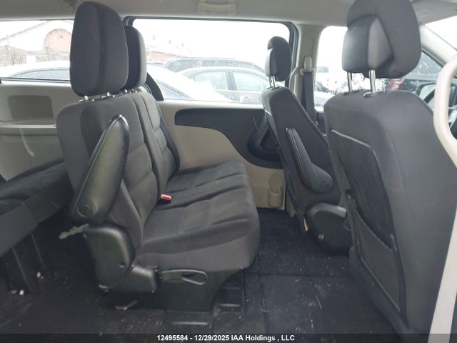 2C4RDGBG1JR357094 Dodge Grand Caravan Se