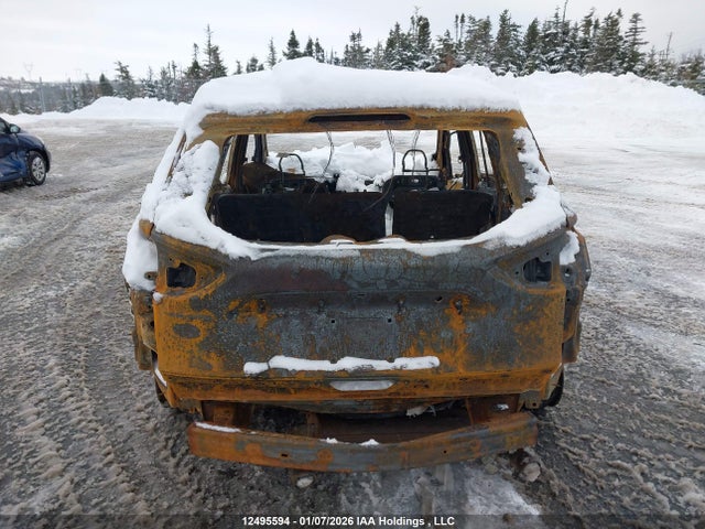 1FMCU9GX8EUE01963 Ford ESCAPE SE