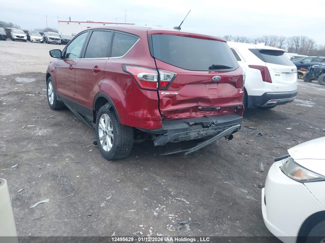 1FMCU0GD0HUA72777 Ford ESCAPE SE