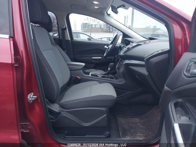 1FMCU0GD0HUA72777 Ford ESCAPE SE
