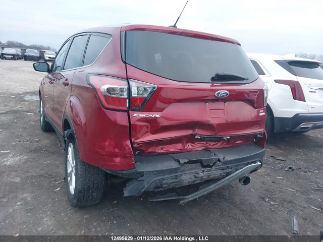 1FMCU0GD0HUA72777 Ford ESCAPE SE