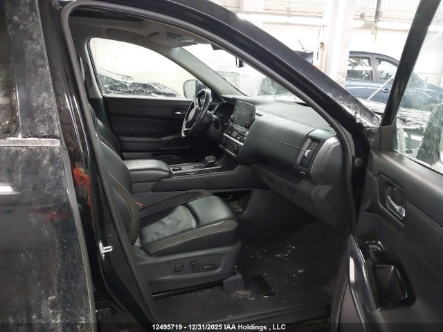 5N1DR3CE8PC202492 Nissan Pathfinder Sl