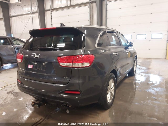 5XYPGDA5XJG369875 KIA Sorento Lx/l