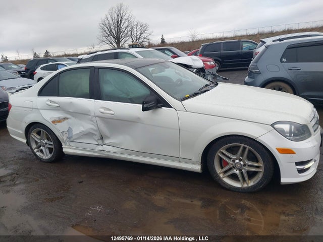 Aukcja sprzedaży 2012 Mercedes-benz C 300 4matic, vin: WDDGF8BB2CA700214, numer aukcji: 12495769