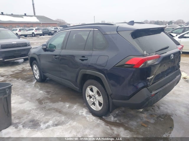 2020 Toyota Rav4 Xle მანქანა იყიდება აუქციონზე, vin: 2T3R1RFV1LC084200, აუქციონის ნომერი: 12495789