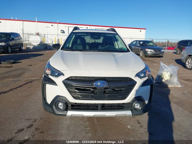 4S4BTDNC5R3211339 Subaru Outback Limited