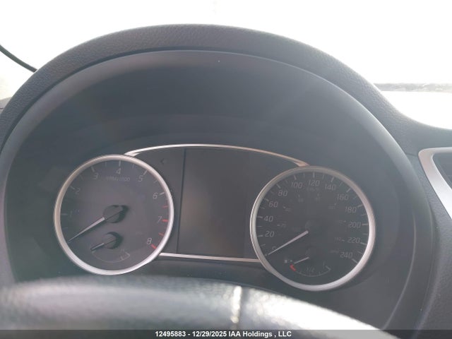 3N1AB7AP9KY268804 Nissan Sentra 1.8 S/1.8 Sv
