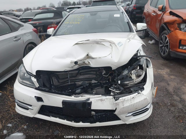 12495912 :رقم المزاد ، WDDGJ4HB2CF825389 vin ، 2012 Mercedes-benz C 250 مزاد بيع
