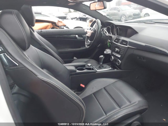 12495912 :رقم المزاد ، WDDGJ4HB2CF825389 vin ، 2012 Mercedes-benz C 250 مزاد بيع