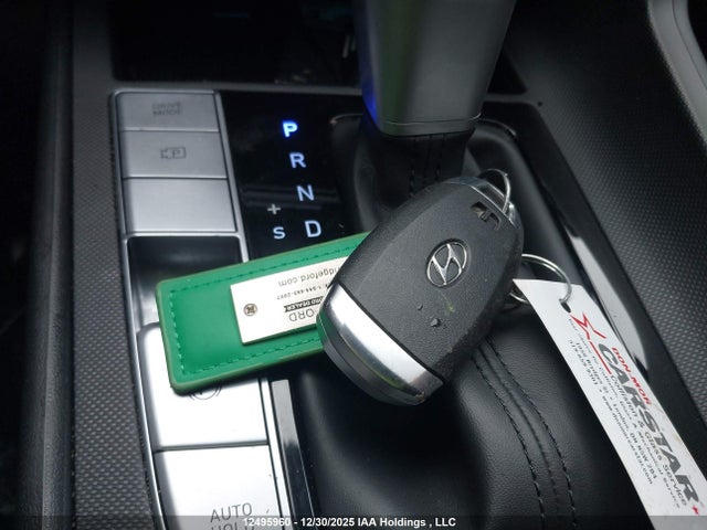 Продажа на аукционе авто 2023 Hyundai Elantra Luxury Ivt, vin: KMHLN4AG6PU386567, номер лота: 12495960