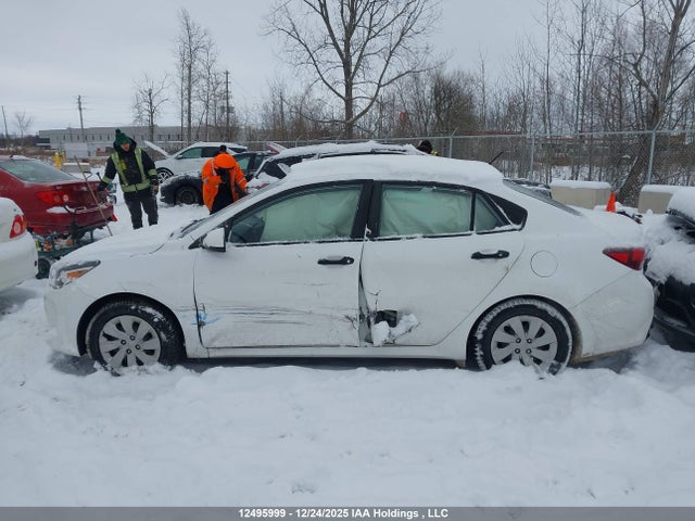 3KPA24AB9JE065489 KIA RIO LX/S