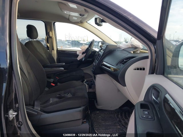 2C4RDGBG5KR590431 Dodge Grand Caravan Se