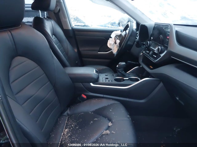 2023 Toyota Highlander Hybrid Hybrid მანქანა იყიდება აუქციონზე, vin: 5TDKBRCH6PS136214, აუქციონის ნომერი: 12496086