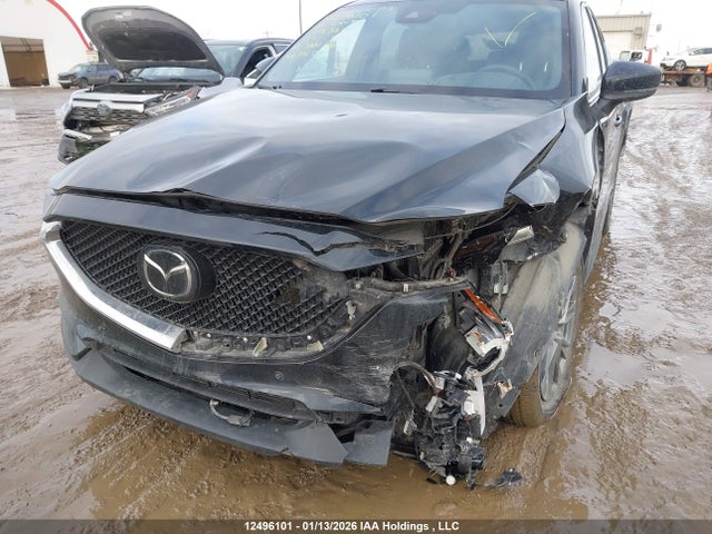 JM3KFBEY1M0118380 Mazda Cx-5 Signature