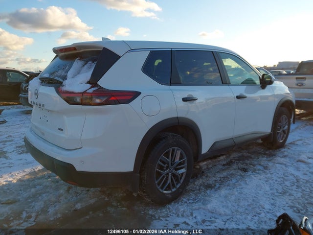 JN8BT3AB8SW423589 Nissan ROGUE S