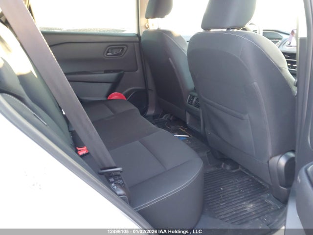 JN8BT3AB8SW423589 Nissan ROGUE S