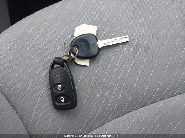 12496116 :رقم المزاد ، KMHCU4AE7GU995779 vin ، 2016 Hyundai Accent Gls مزاد بيع