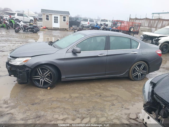 1HGCR3F9XGA801499 Honda Accord Touring