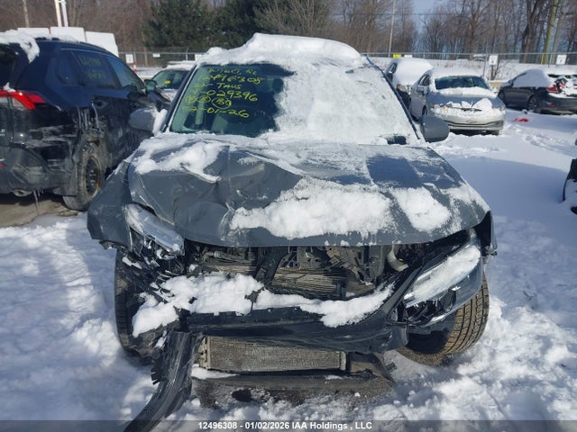 Продажа на аукционе авто 2022 Volkswagen Taos, vin: 3VVLX7B2XNM029396, номер лота: 12496308