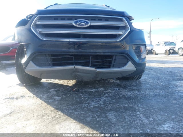 Продажа на аукционе авто 2018 Ford Escape, vin: 1FMCU9HD4JUB57002, номер лота: 12496427