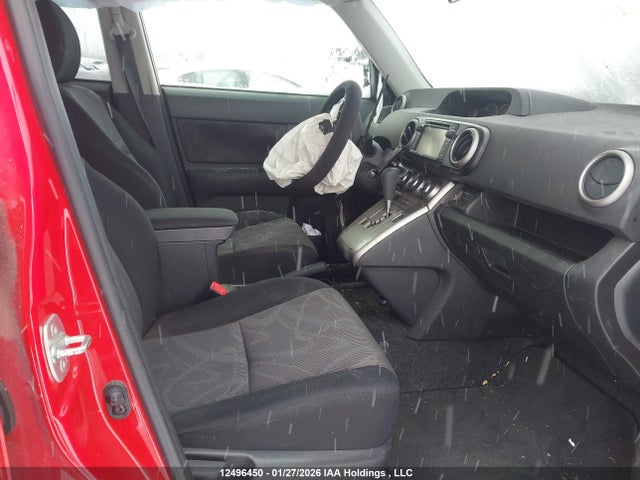 Scion XB 2014 JTLZE4FE5EJ065273 Image 5