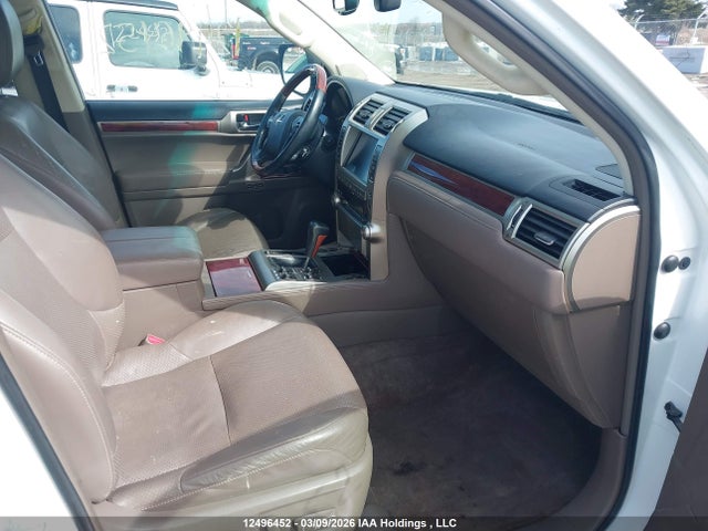 2010 Lexus Gx Premium მანქანა იყიდება აუქციონზე, vin: JTJJM7FX0A5003326, აუქციონის ნომერი: 12496452