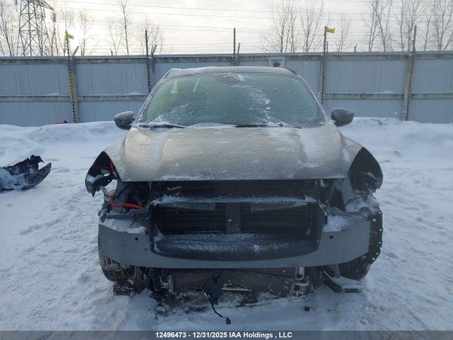1FMCU9DZ8MUA43431 Ford Escape Titanium