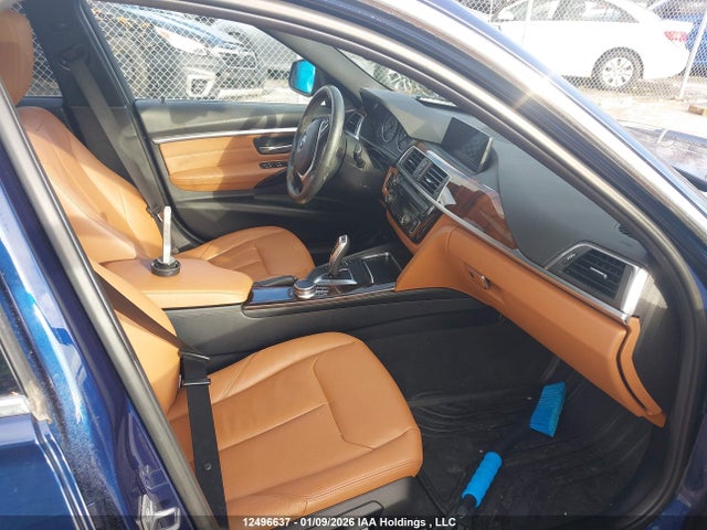 12496637 :رقم المزاد ، WBA8D9C37HA011288 vin ، 2017 Bmw 330 Xi مزاد بيع
