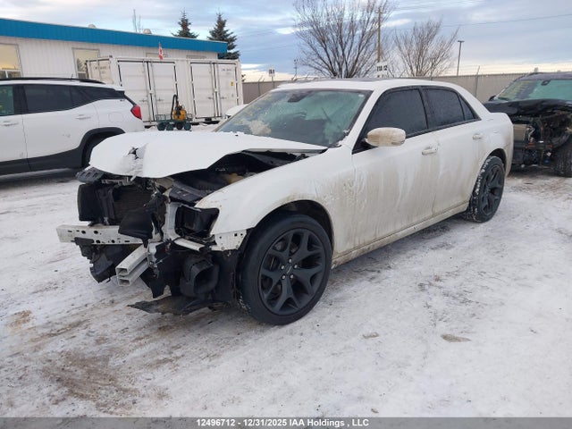 Chrysler 300 S 2014 2C3CCAGT7EH340635 Image 2