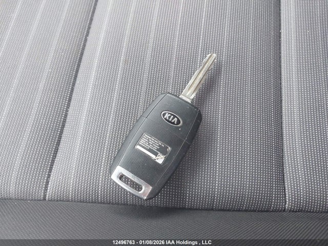 KNAFX4A6XF5268045 KIA FORTE LX