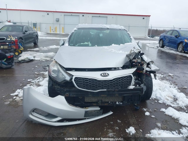 KNAFX4A6XF5268045 KIA FORTE LX