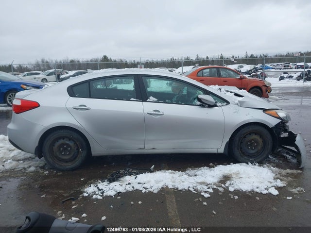 KNAFX4A6XF5268045 KIA FORTE LX