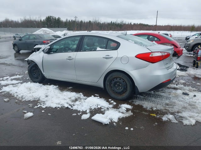 KNAFX4A6XF5268045 KIA FORTE LX