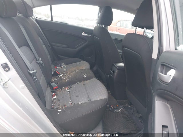 KNAFX4A6XF5268045 KIA FORTE LX