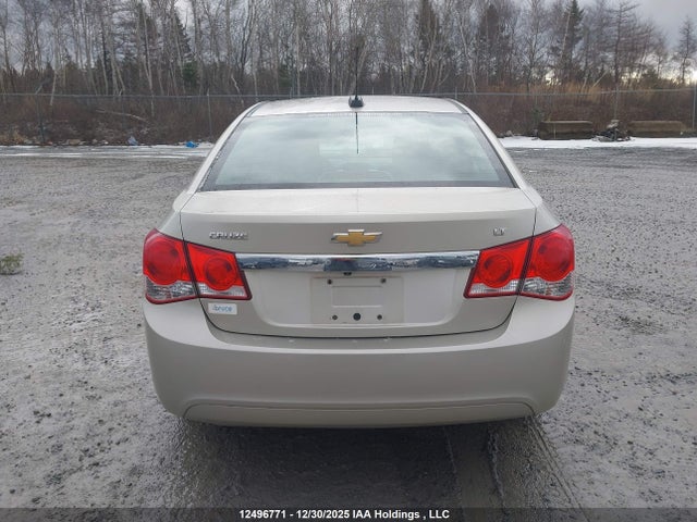 1G1PC5SBXF7111441 Chevrolet CRUZE LT
