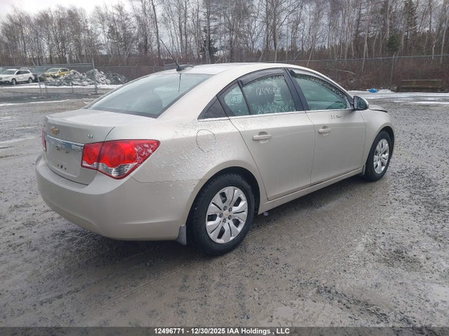 1G1PC5SBXF7111441 Chevrolet CRUZE LT